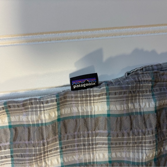 Patagonia Men's Gray Plaid Shirt size M organic cotton - Picture 7 of 7